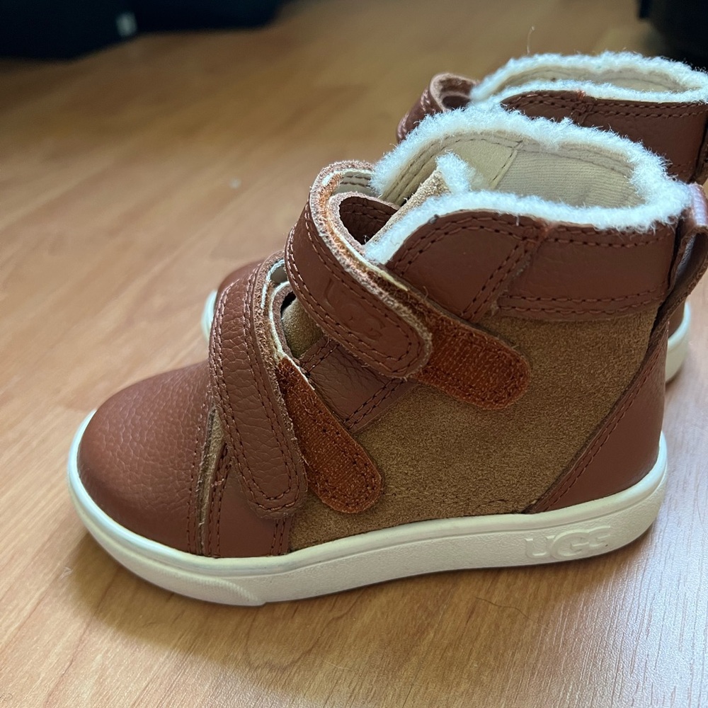 UGG Rennon II High Top Sneakers
